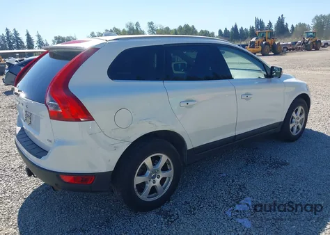 2012 Volvo Xc60 3.2 Premier from USA, damaged, VIN YV4940DZXC2253143
